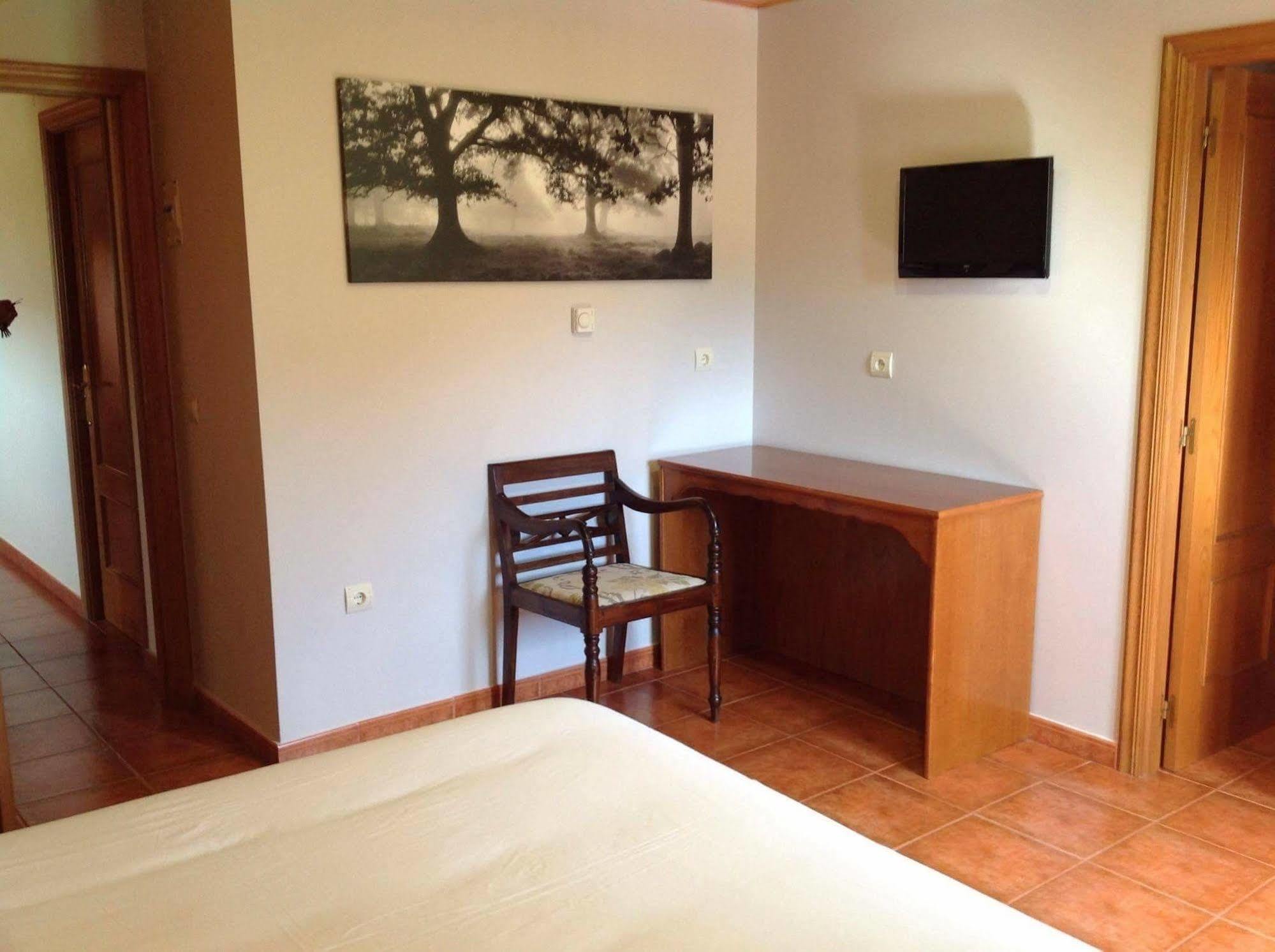 Alojamiento En Entorno Rural Los Trobos Villar de Otero Εξωτερικό φωτογραφία