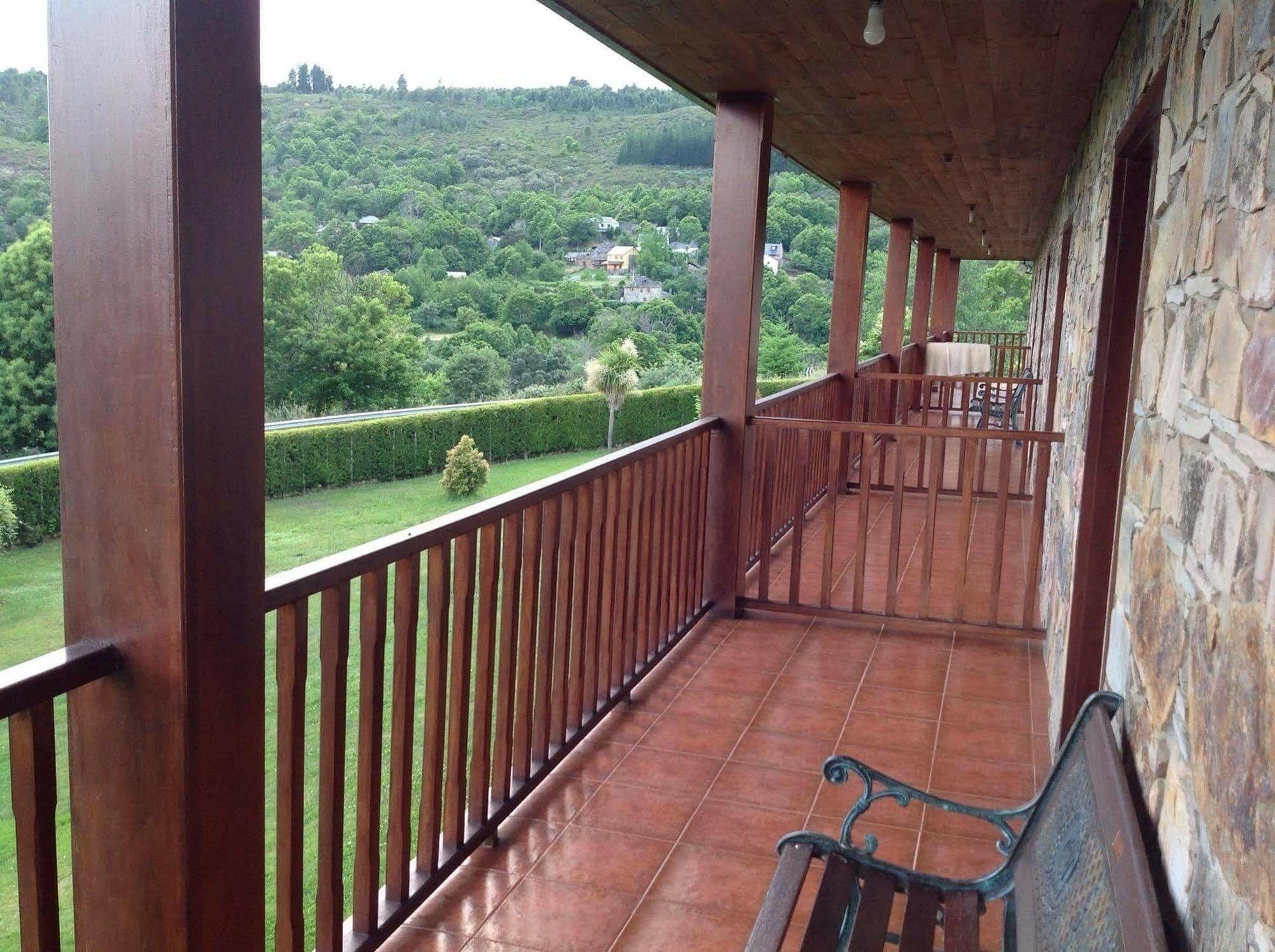 Alojamiento En Entorno Rural Los Trobos Villar de Otero Εξωτερικό φωτογραφία